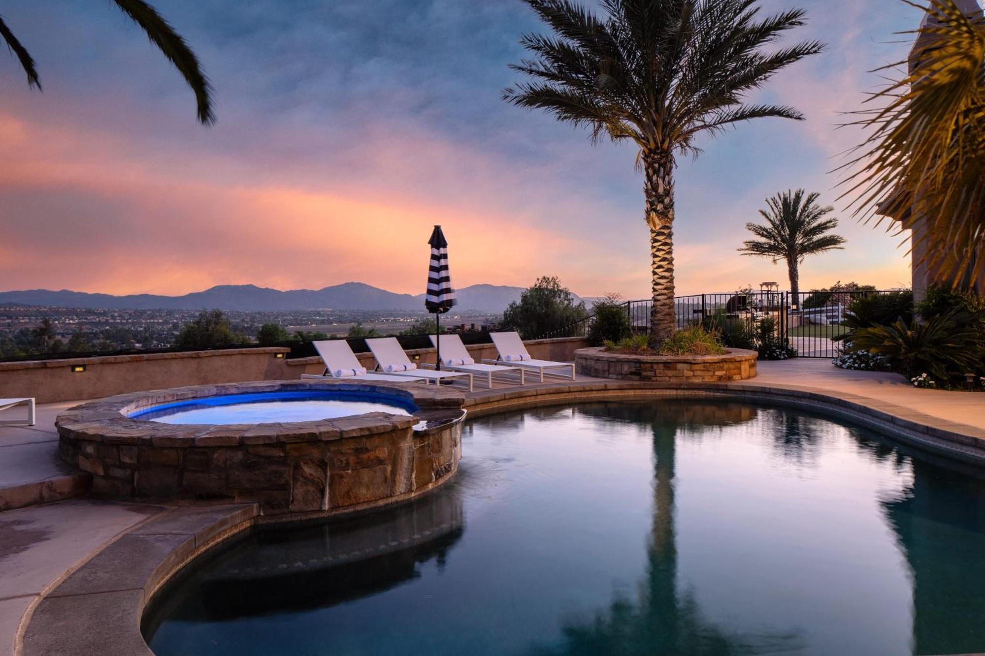 Sangiovese By Avantstay Spectacular Estate W Pool Hot Tub Putting Green Temecula Exterior photo