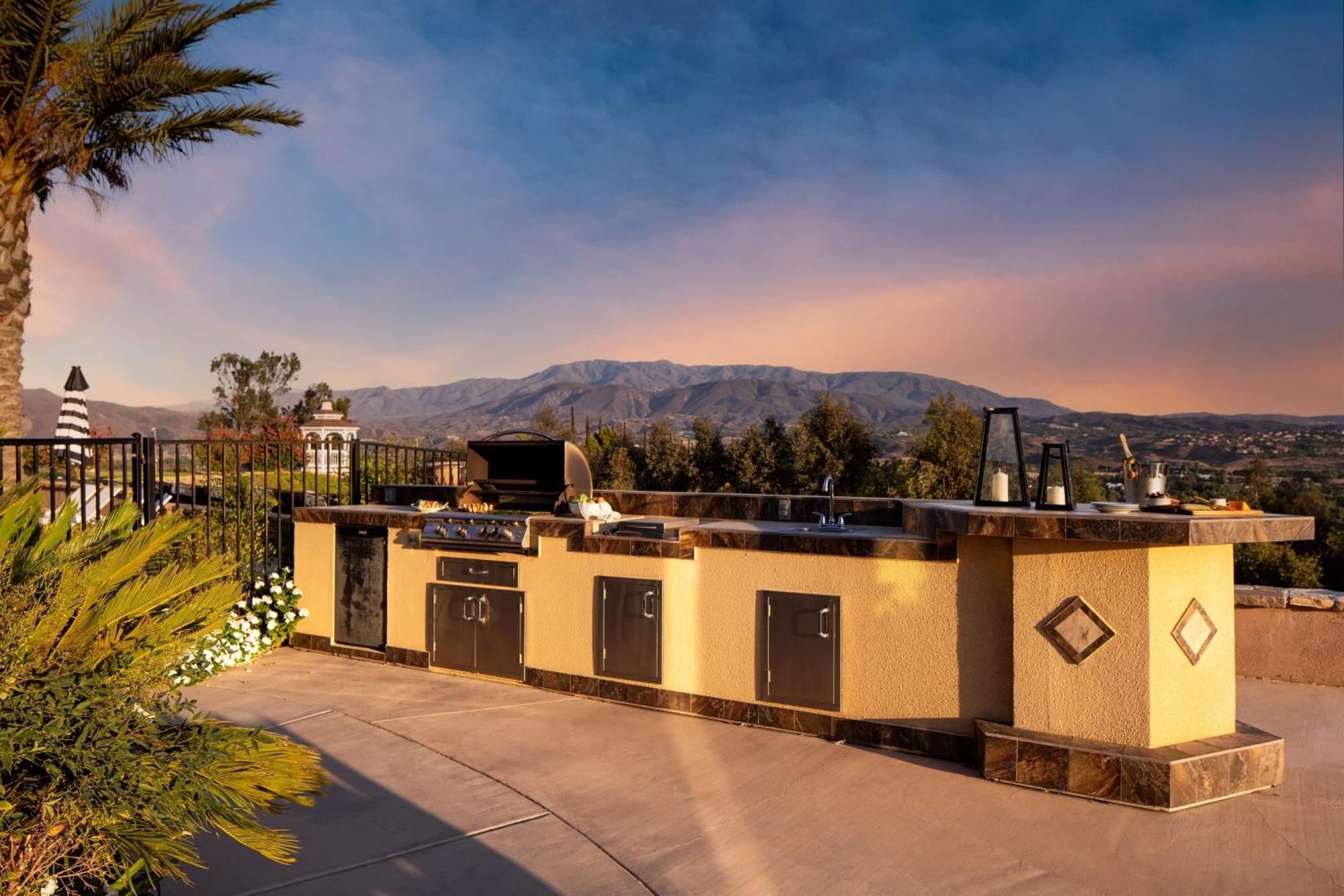 Sangiovese By Avantstay Spectacular Estate W Pool Hot Tub Putting Green Temecula Exterior photo