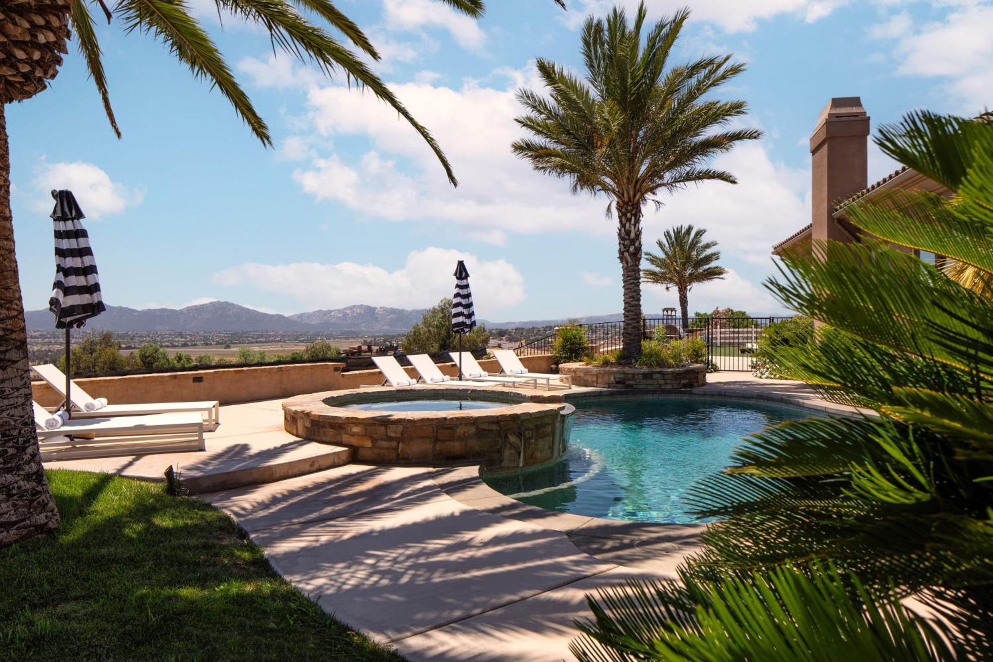 Sangiovese By Avantstay Spectacular Estate W Pool Hot Tub Putting Green Temecula Exterior photo