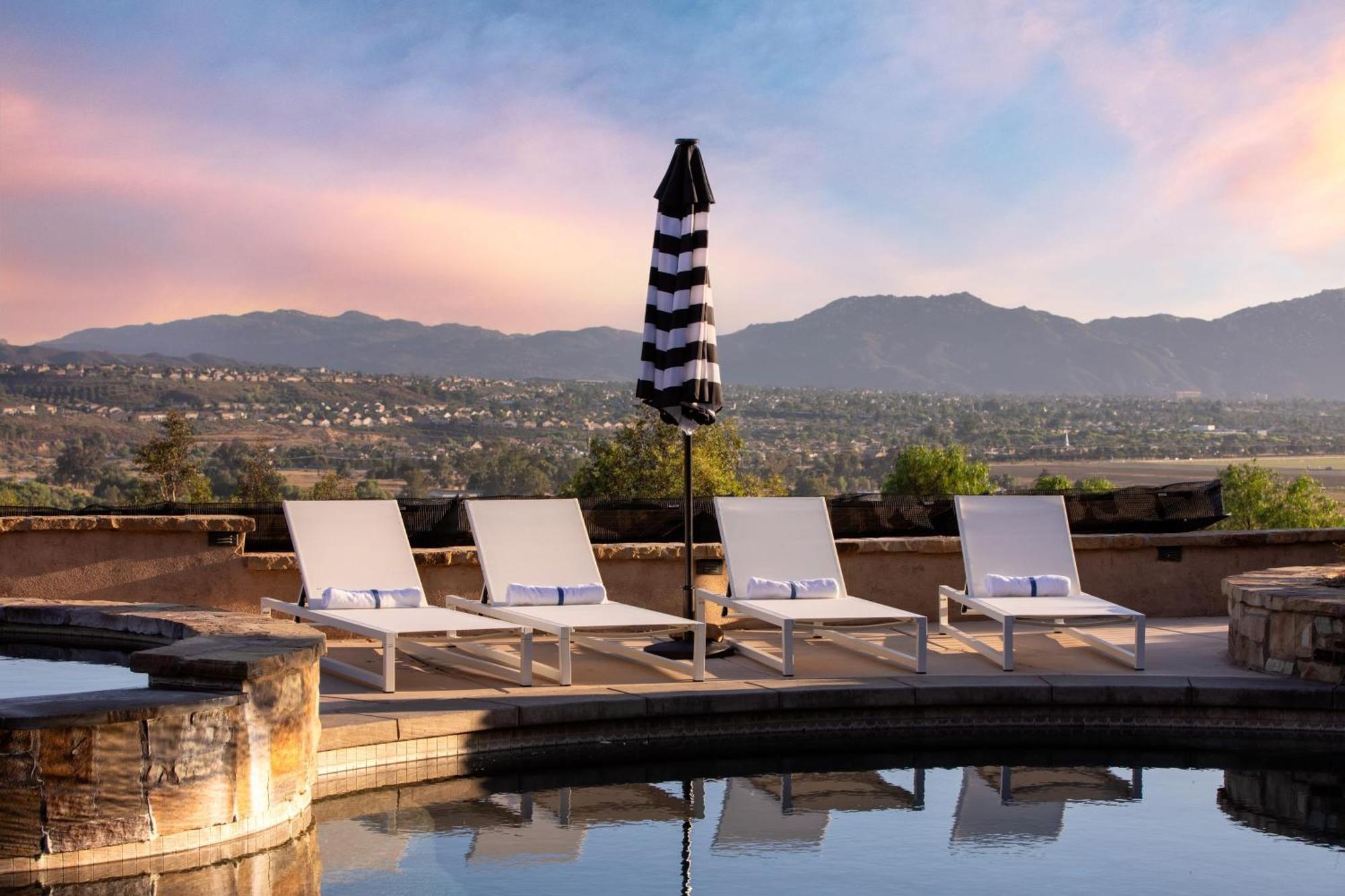 Sangiovese By Avantstay Spectacular Estate W Pool Hot Tub Putting Green Temecula Exterior photo